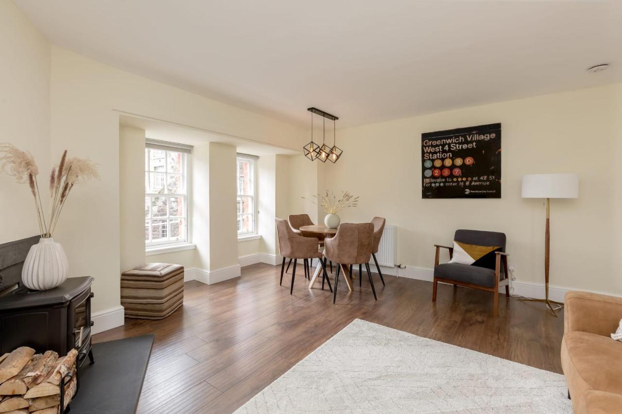 شقة إدنبرة  في Guestready - Elegant 2Br Period Flat In Oldtown المظهر الخارجي الصورة